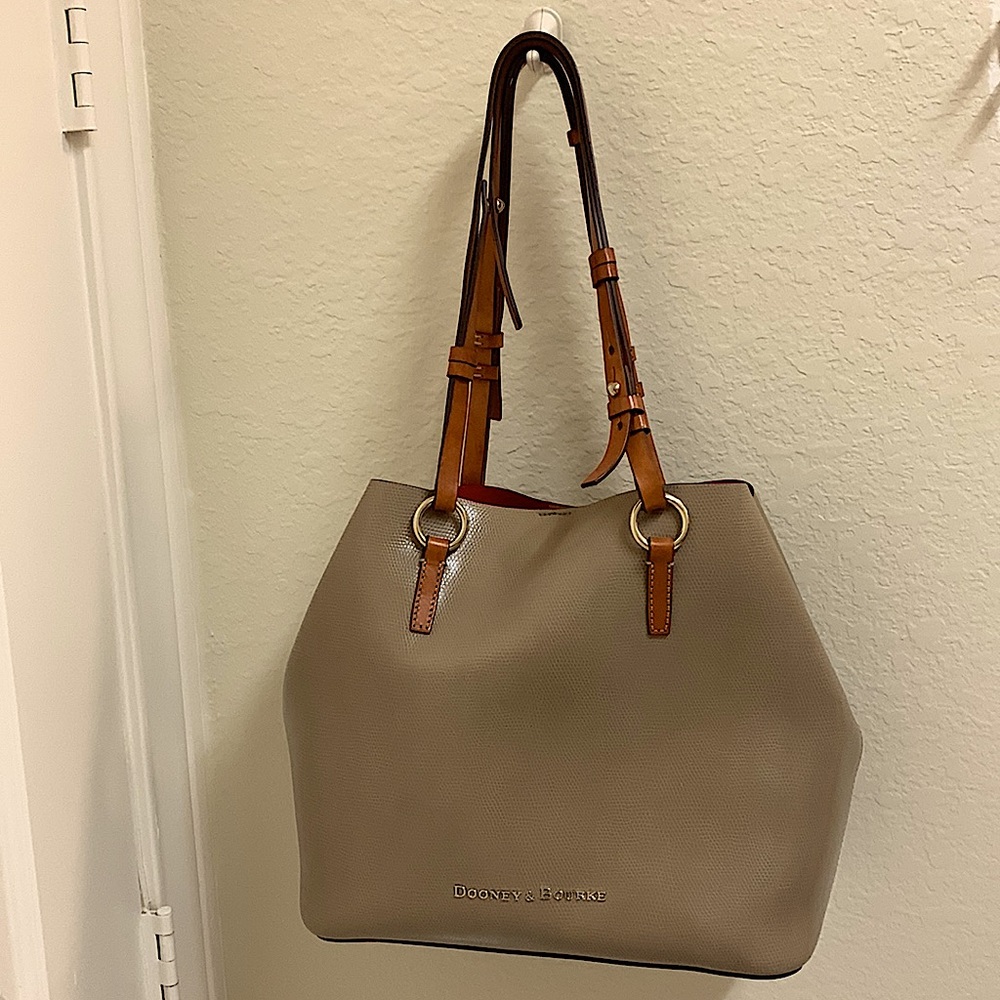 Dooney and Bourke shoulder bag